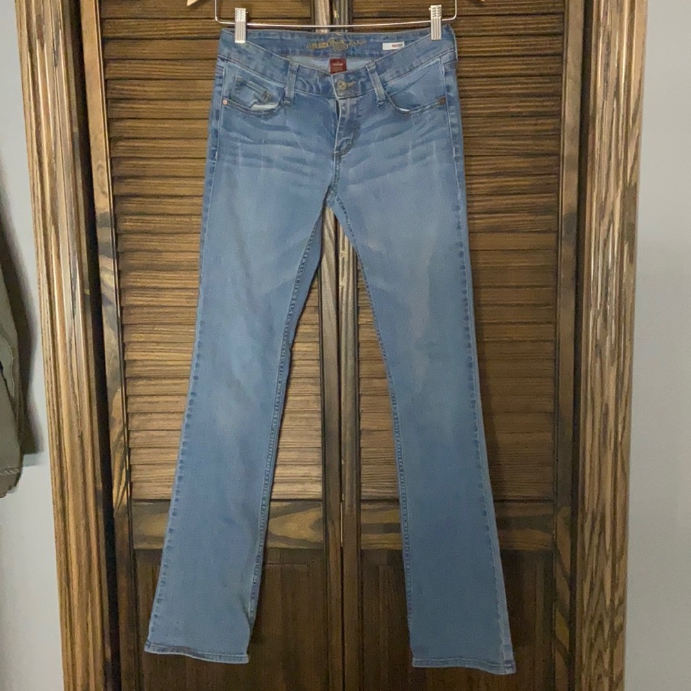 Arizona Jeans